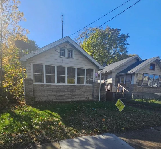 820 E Virginia Ave Peoria IL 61603