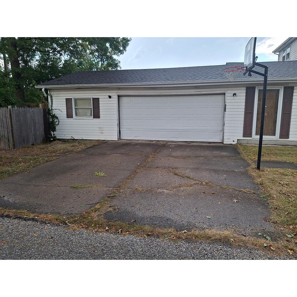 311 W 5TH ST Benton IL 62812