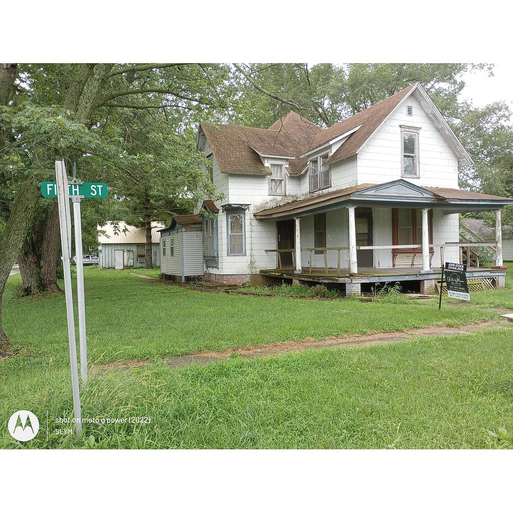 205 5th St E Hammond IL 61929