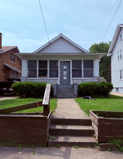 314 E McClure Ave Peoria IL 61603