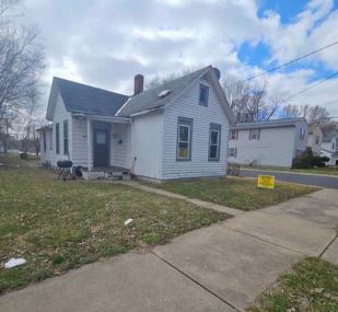 1540 W Kettelle St Peoria IL 61605