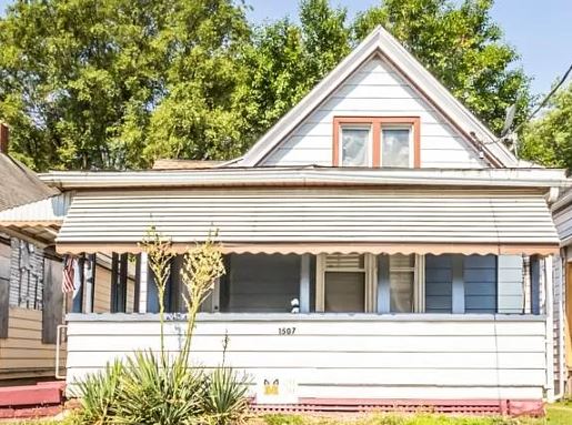 1507 S Livingston St Peoria IL 61605