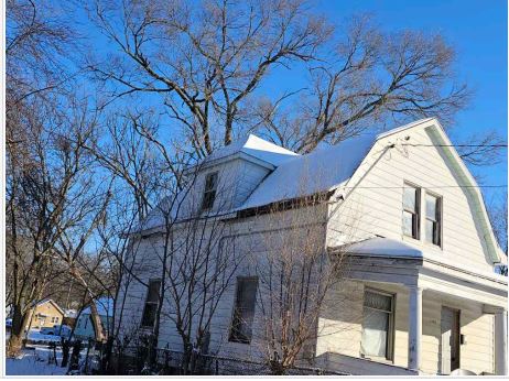 2203 W Howett St Peoria IL 61605