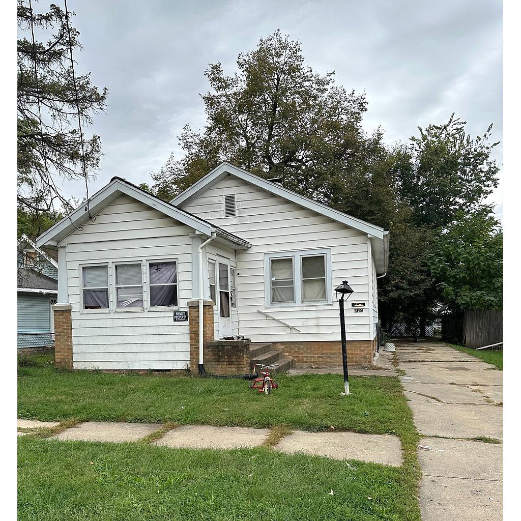 824-w-macqueen-ave-peoria-il-61604-easy-homes