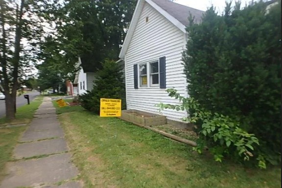 521 W Franklin St Hartford City IN 47348