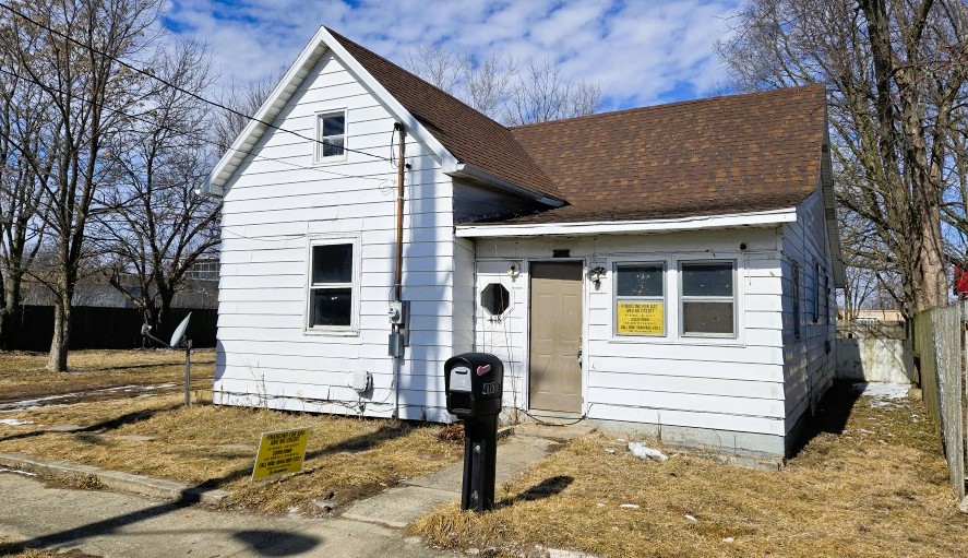 418 W 7th St Muncie IN 47302